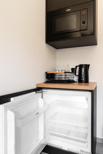 Studio Apartment image 2