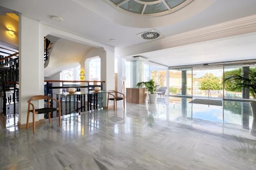 AluaSun Continental Park Hotel & Apartments - main image