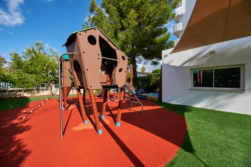 AluaSun Continental Park Hotel & Apartments - image 4