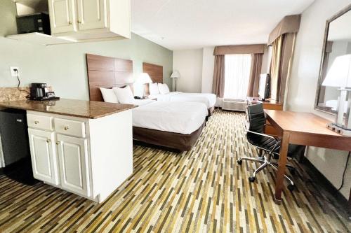Quality Inn Gainesville I-75 - image 11