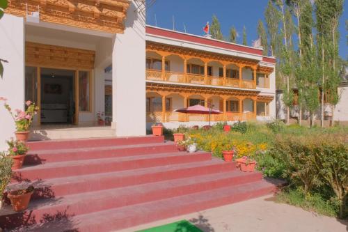 Gyalu's Residency, Léh