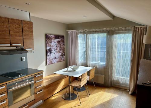 Levi Suites Unna Mànnu - image 5