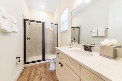 Sunset Cottage near Disney with Margaritaville Resort  Island H2O Access - 8065LS - image 12