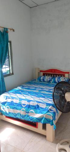 Apartamento independiente amoblado mompox dos aires acondicionado in มองโปส