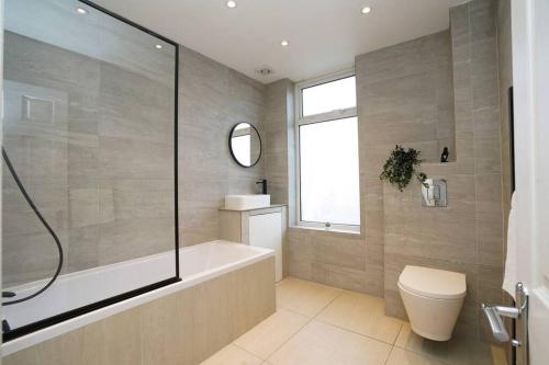 3 Bedroom Home with Free parking, Leeds (fotografie 7)
