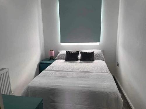 Dollis Hill One Bedroom Apartment NW2, London (photo 6)