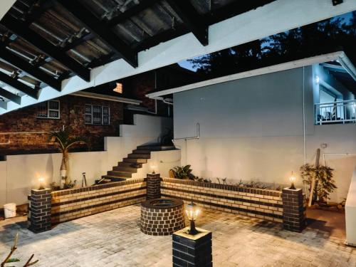 Adam Legacy Beach Villa, Tinley Manor in Dolphin Coast