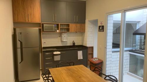 Kitchen, Hostel Mirandopolis in Saude