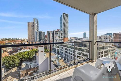 KozyGuru | Central Sydney 2 Bed 2 Bath City View - image 11