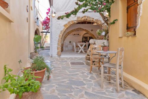 Facilities, Cretan Pnoe near Moni Gonias