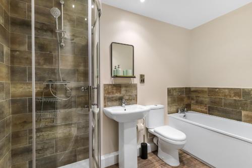 Executive Apartments - image 13