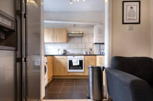 Vibrant Artist Hideaway by Centre Parking in Edge Hill
