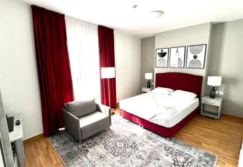 Deluxe Double Room (2 Adults + 1 Child) image 3