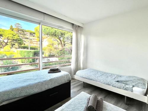 Two-Bedroom Apartment image 1