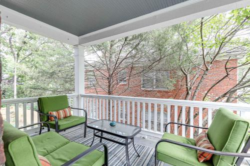 Grand2 4BR family home in Scotts Addition in Richmond, USA