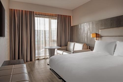 AC Hotel by Marriott Manchester City Centre - image 13