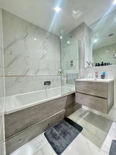 Luxury Apartment Located In City Centre, Birmingham (fotografie 4)