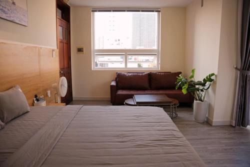 Two-Bedroom Apartment with Balcony image 3