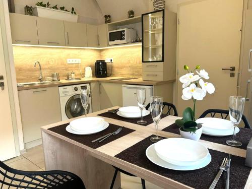 LEO Apartment Obchodna - Delux, Bratislava (foto 3)