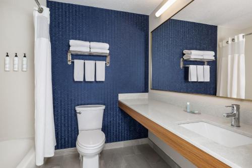 Fairfield Inn & Suites Minneapolis Burnsville - image 10