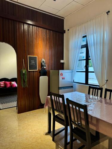 Facilities, JAMBU MANIS STAY- Business Traveller Friendly, Family Comfort, Kuala Berang- Free Netflix,Wifi in Kuala Berang Town
