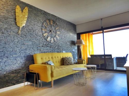  Elegant apt 4 pax 1 min from the beach with Wifi in Arenys de Mar