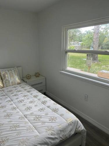 Room in smart home with pond view in Orlando, USA