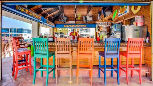 BayView Intracoastal Studio with Pool and Direct Beach Access, Free Parking in Miami Beach, USA
