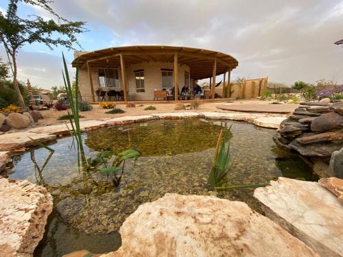 Buitenkant, בית האבן בצוקים in Tsukim