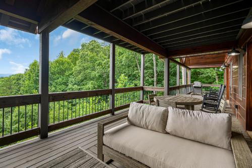 On the Horizon in Mineral Bluff, USA