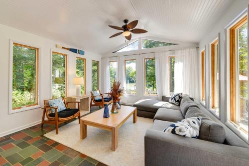 Waterfront Urbanna Home w/ Private Dock in Irvington (VA)