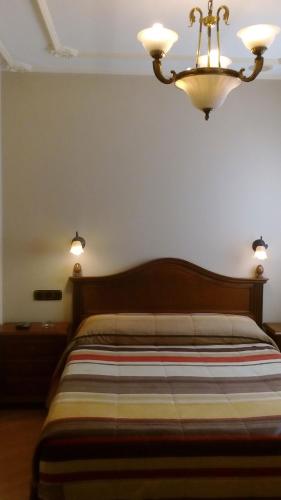 Hostal Granada - image 7