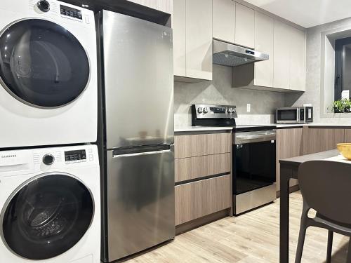 A New Suite with Private Bathroom 8 mins to UBC, 15 mins to Downtown in Vancouver, Canada