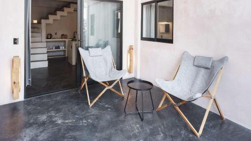 Casa Leah Puerto Escondido - Zicatela Steps To Beach - Boutique Luxurious Room with 2 outdoor Pools