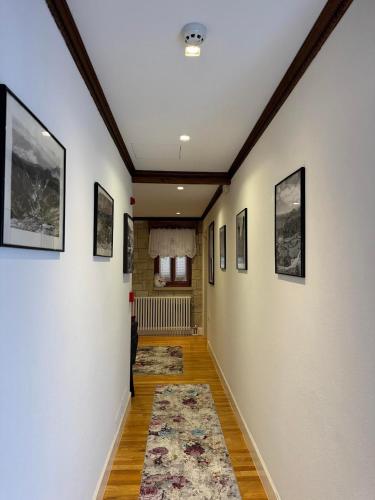 Mari's Guesthouse in Tepelenë