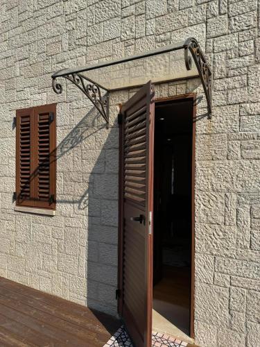 Mari's Guesthouse in Tepelenë