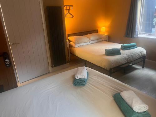 Tumbledown Hotel, Shrewsbury