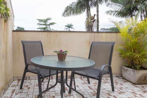 Erkély/terasz, Suite Casal Mar e Lua em casa compartilhada in Ubatuba Center