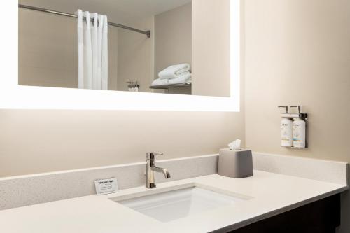 Holiday Inn Express Birmingham Irondale East by IHG in Birmingham, USA
