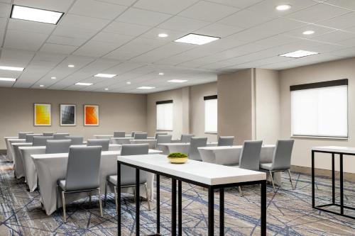 Holiday Inn Express Birmingham Irondale East By IHG