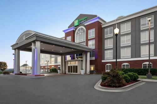 Holiday Inn Express Birmingham Irondale East By IHG