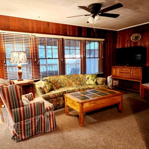 Miranda Gardens Resort Miranda Gardens Resort