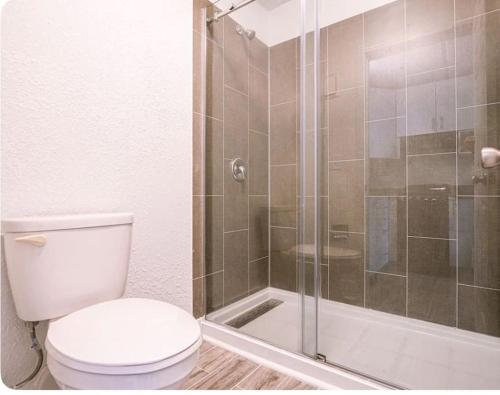 Fun filled 1BR Close to Disney Parks With Lake view in Vineland, USA