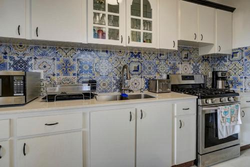 Villa del Enseuno- Pristine View and Infinity Pool