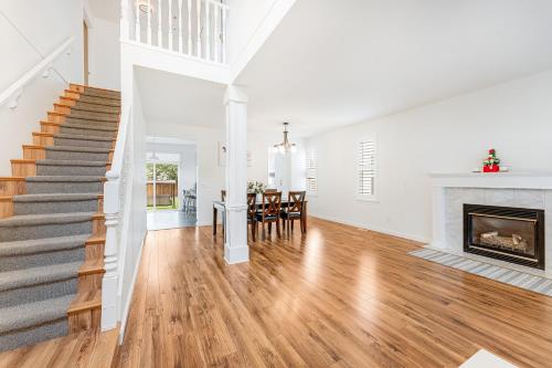 Spacious 6br Home in Fleetwood, with Free Parking