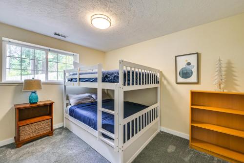 Serene Shelton Sanctuary with Private Beach and Kayaks Serene Shelton Sanctuary with Private Beach and Kayaks