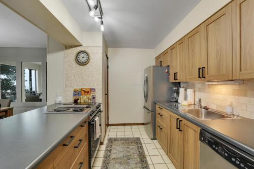 Lake Cliffe E203 by Great Western Lodging in Dillon, USA