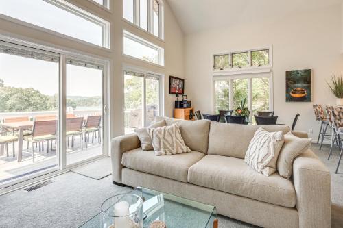 Lakefront LaFollette Home with Decks, Dock and Views! in Flat Hollow, USA