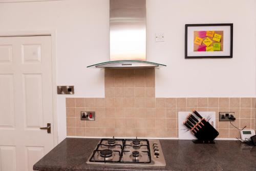 3 Bedroom House Manchester with en-suite Free Wifi and Parking, Manchester (fotografie 10)