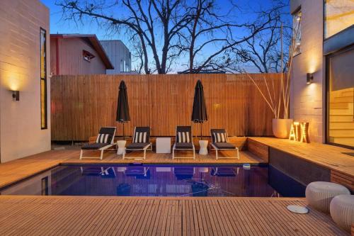 Luxe Villa Austin Oasis in Austin, USA